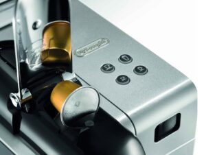 maquina cafe delonghi en520s frontal