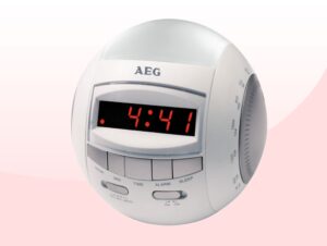 radio despertador aeg mrc4109 frontal