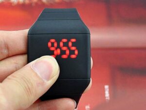 reloj color rojo reloj ledrojo frontal
