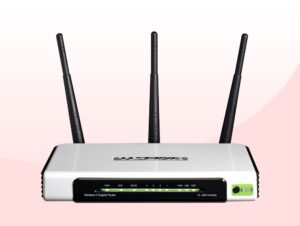 router inalambrico tp link b004bkt1dc frontal